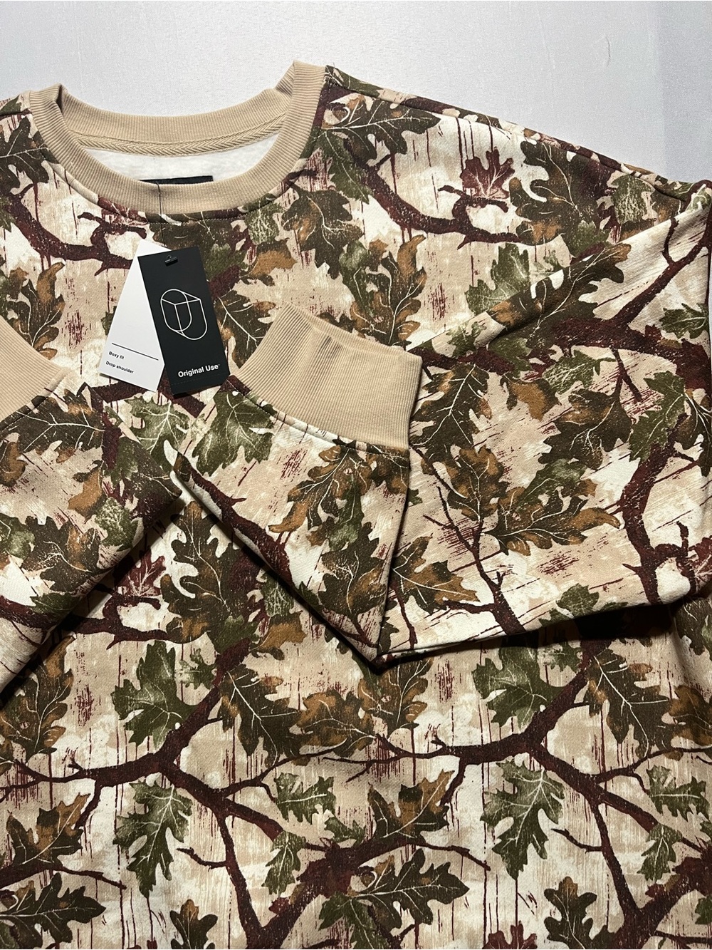 Original Use Mens Large Camouflage Leaf Print Long Sleeve Pull Over Sweatshirt